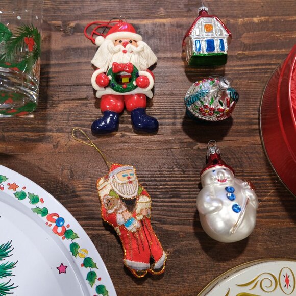 Vintage Christmas Decor - Picture 3 of 3